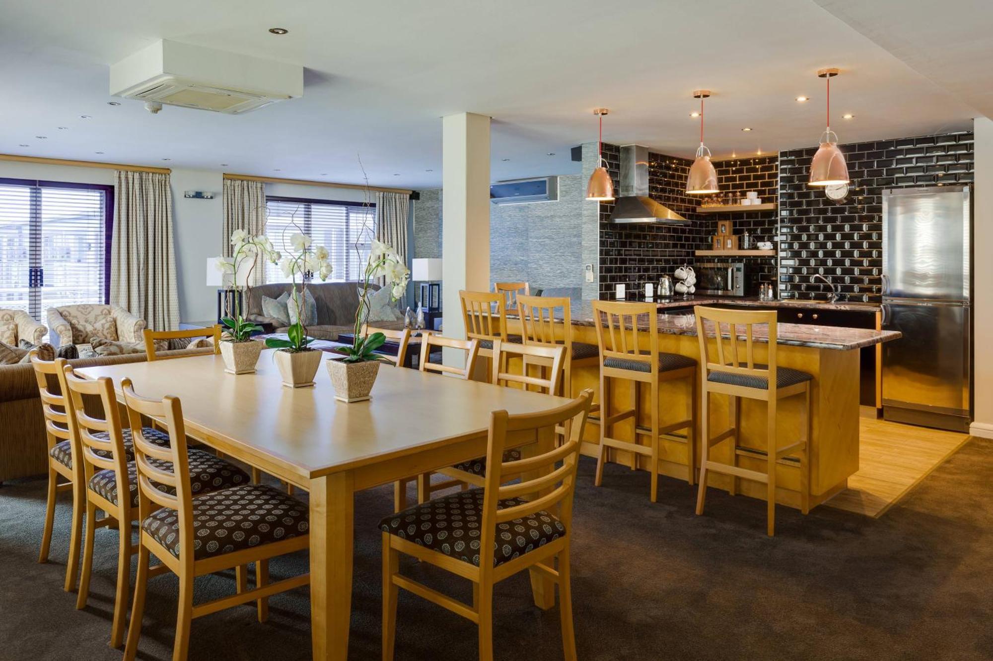 Protea By Marriott Quays Hotel
